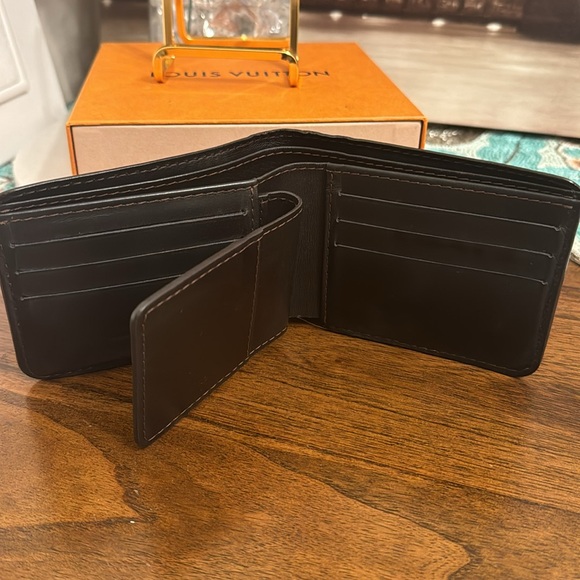 Louis Vuitton Man’s Wallet A Rare pice Large Taiga LV - Picture 4 of 16